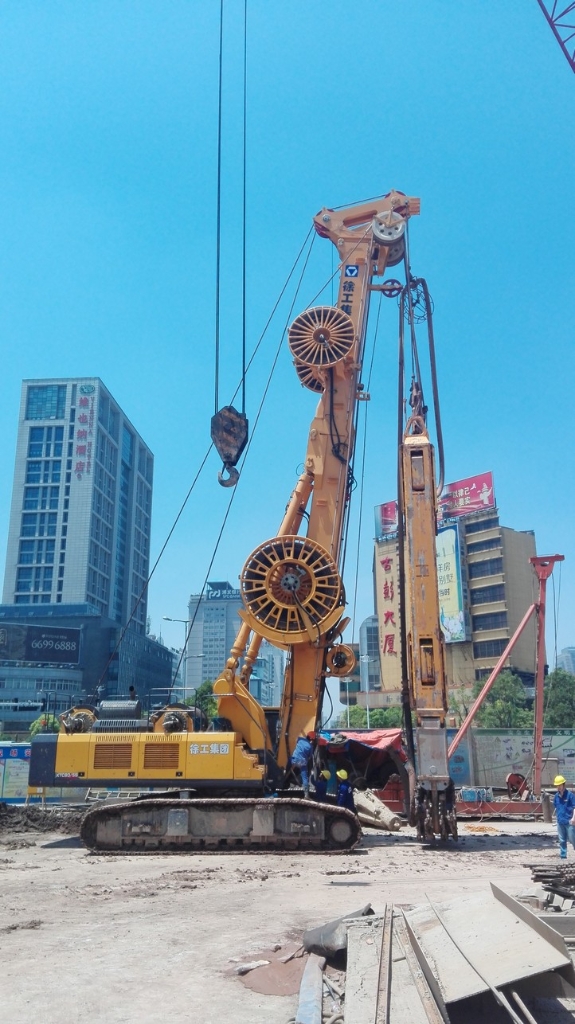 2016年5月徐工双轮铣槽机在徐州施工